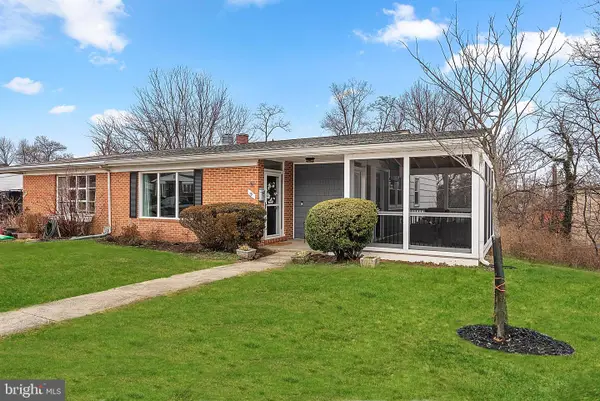 19 Arkla Ct, CATONSVILLE, MD 21228