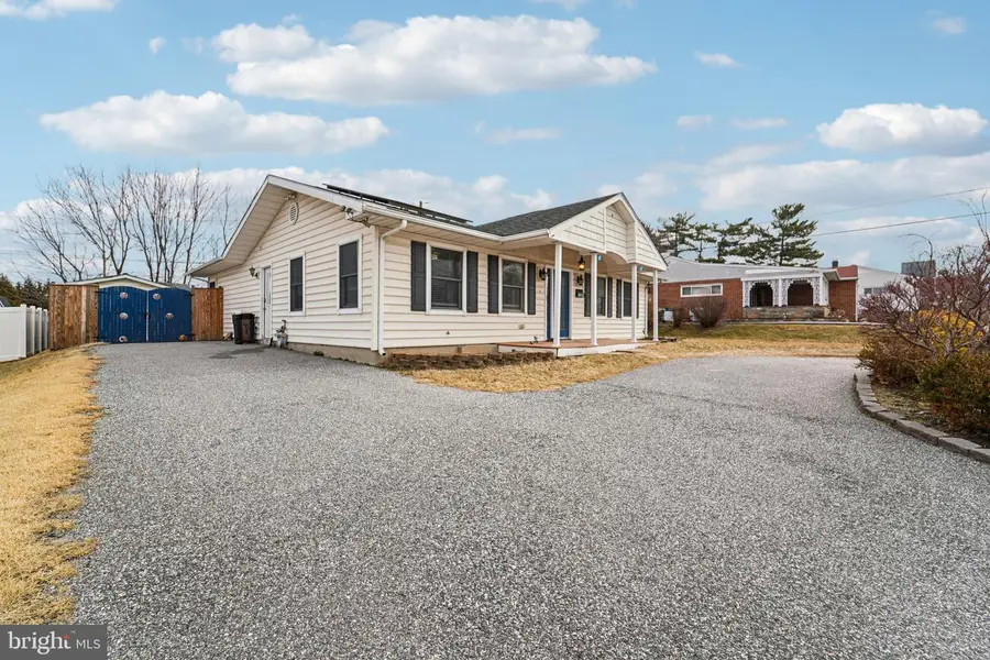 2504 Putty Hill Ave, Parkville, MD 21234 - #3