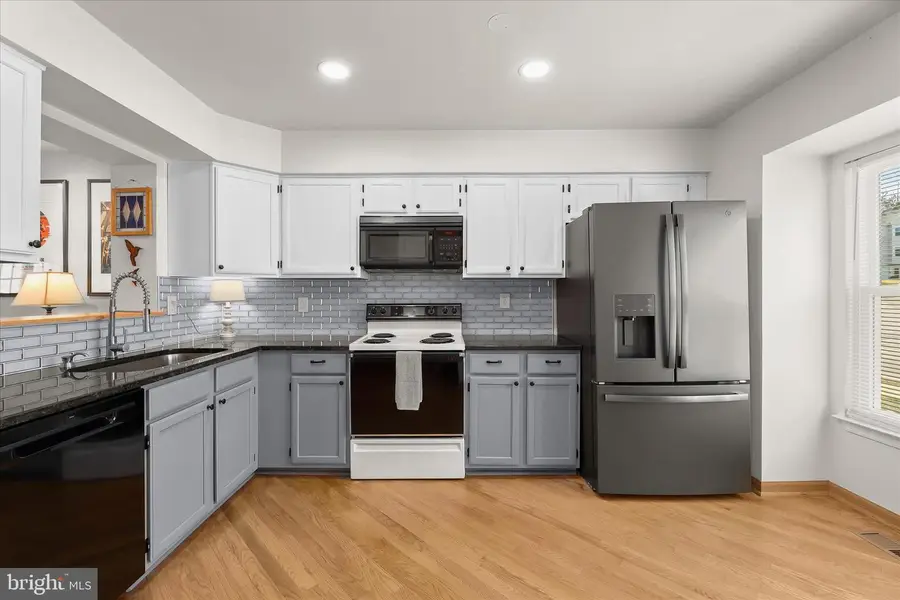 17 Lanhill Court, Baltimore, MD 21227 - #2