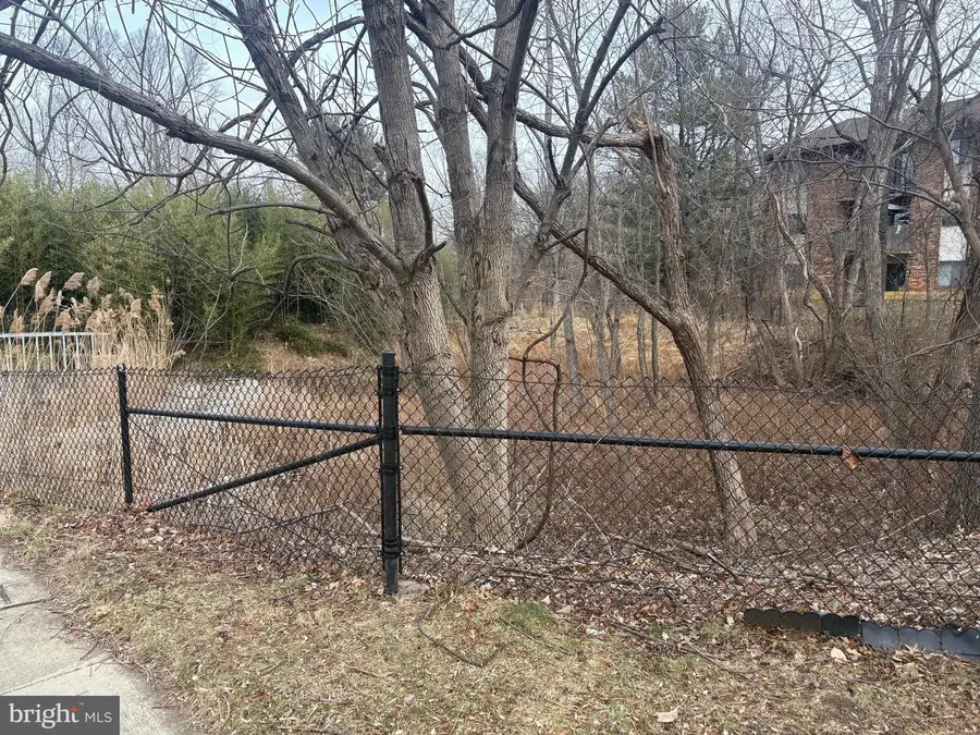 29 Upman Ct, Baltimore, MD 21228 - #3