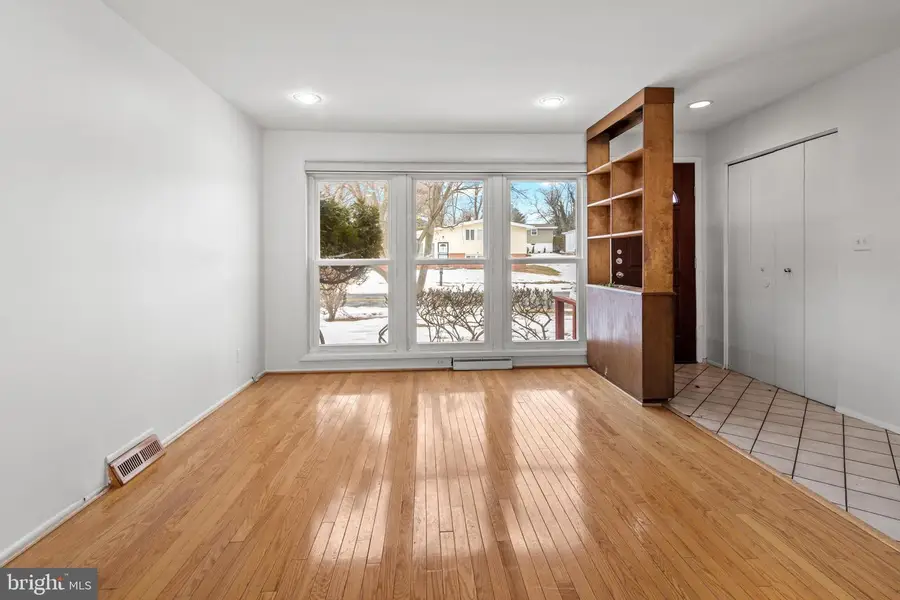 1002 Scotts Hill, Pikesville, MD 21208 - #2