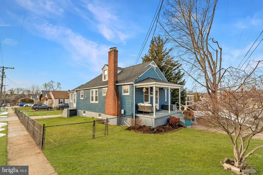 608 Meyers Dr, Catonsville, MD 21228 - #2