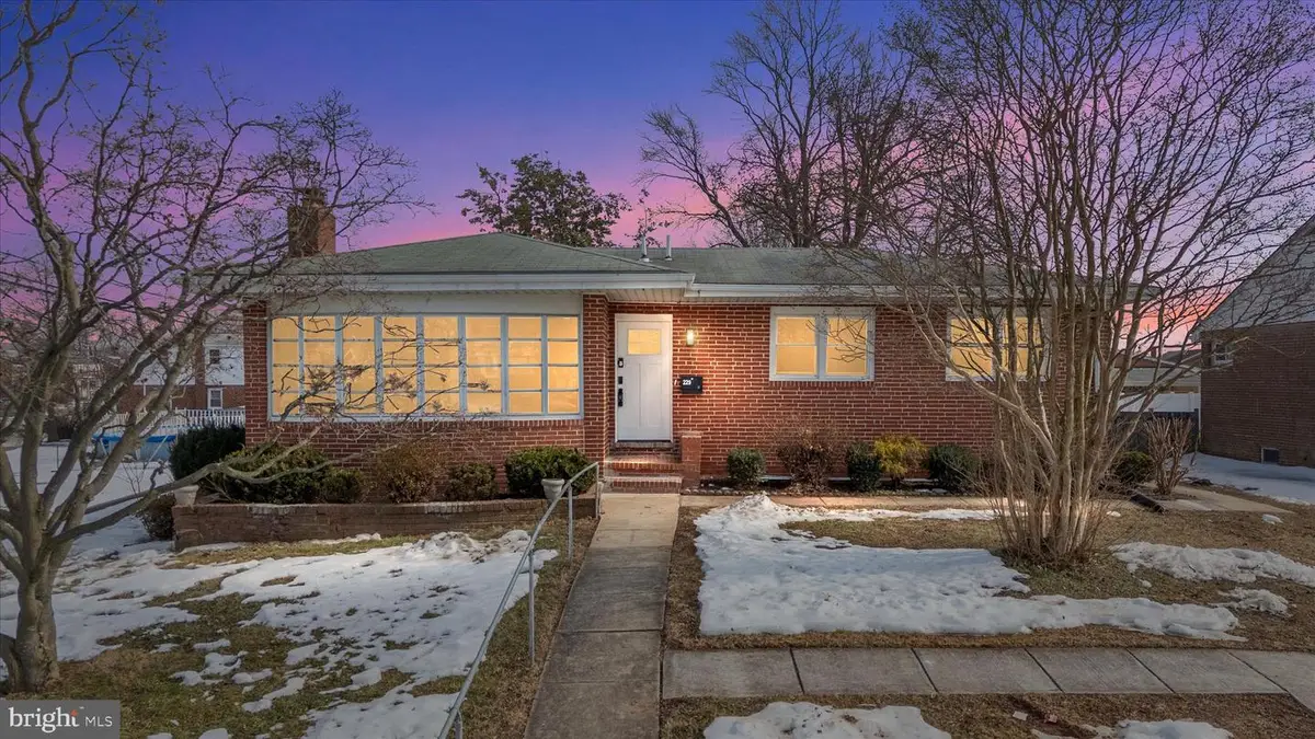 229 Sipple Ave, Nottingham, MD 21236 - #1