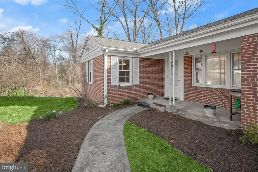 3637 Sussex Rd, Pikesville, MD 21207 - #2