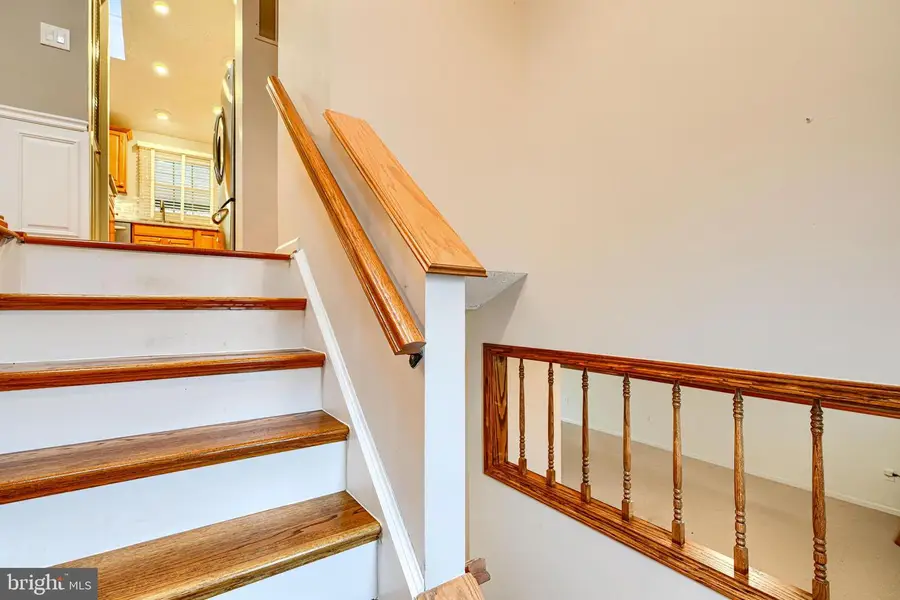 8908 Golden Tree Ln, Essex, MD 21221 - #3