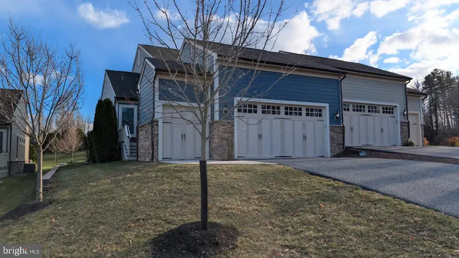 6910 Summit Cir, Towson, MD 21239 - #3