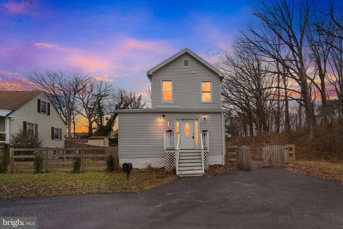 418 1st Ave, Halethorpe, MD 21227 - #1