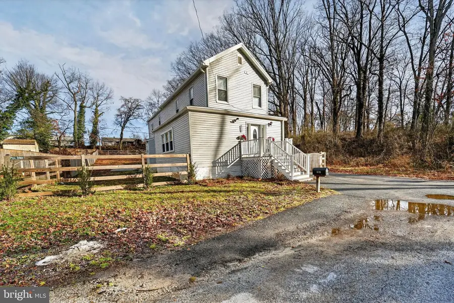 418 1st Ave, Halethorpe, MD 21227 - #3