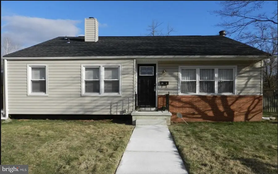 3911 Southern Cross Dr, Gwynn Oak, MD 21207 - #3