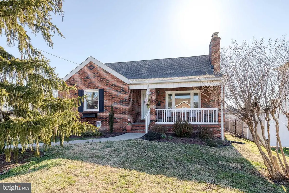 1911 Sunberry Rd, Dundalk, MD 21222 - #1