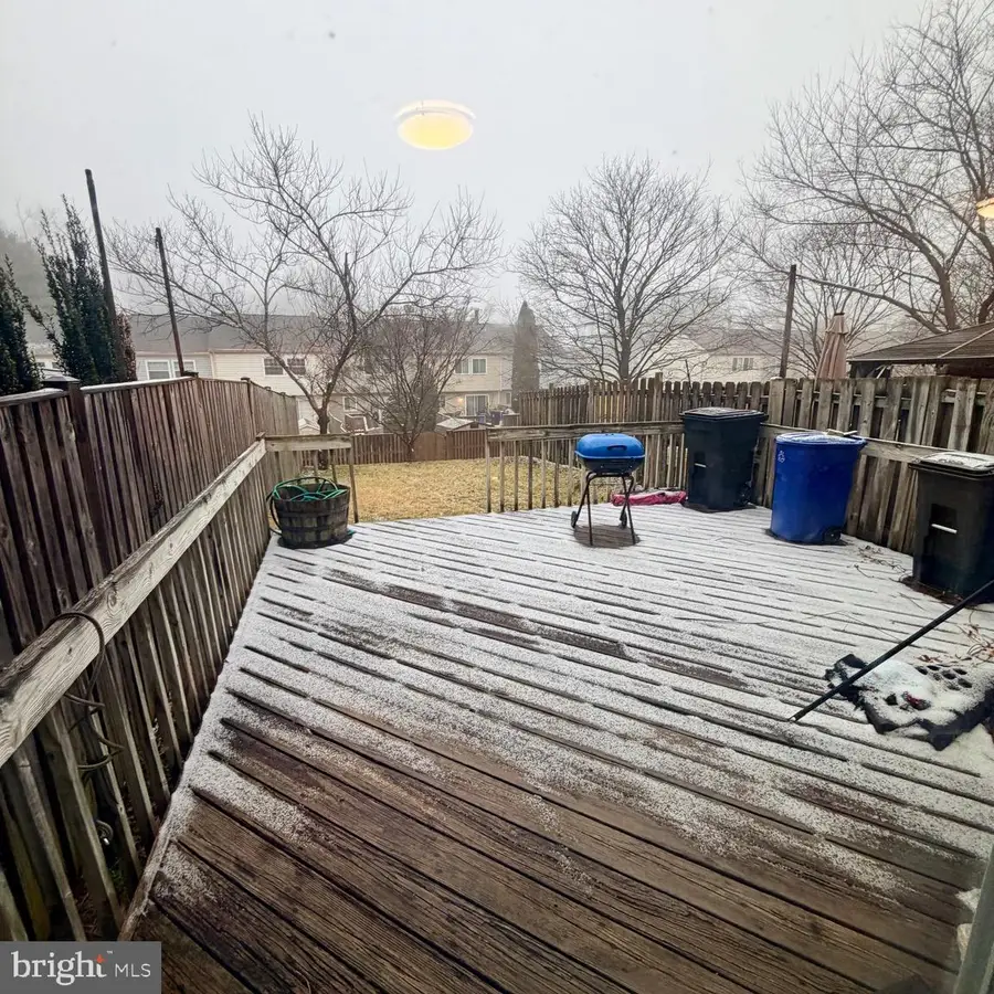 27 Alexander Ct, Owings Mills, MD 21117 - #2