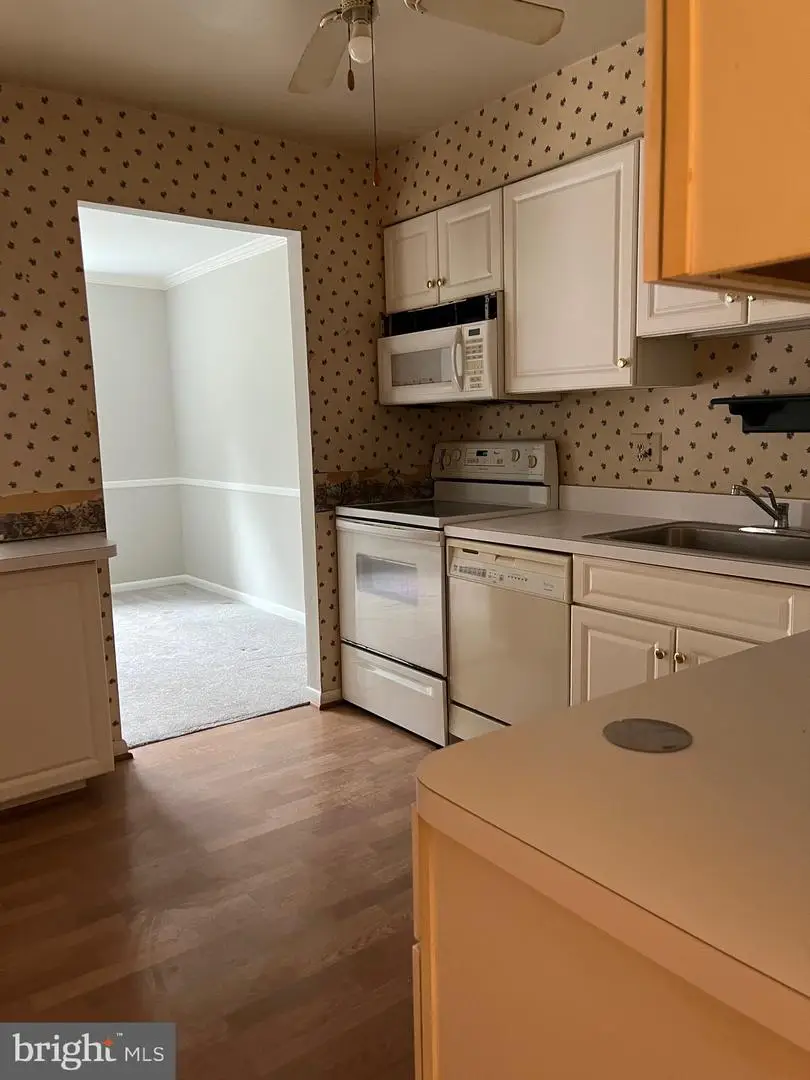 11 Bailiffs Ct #102, Lutherville Timonium, MD 21093 - #2