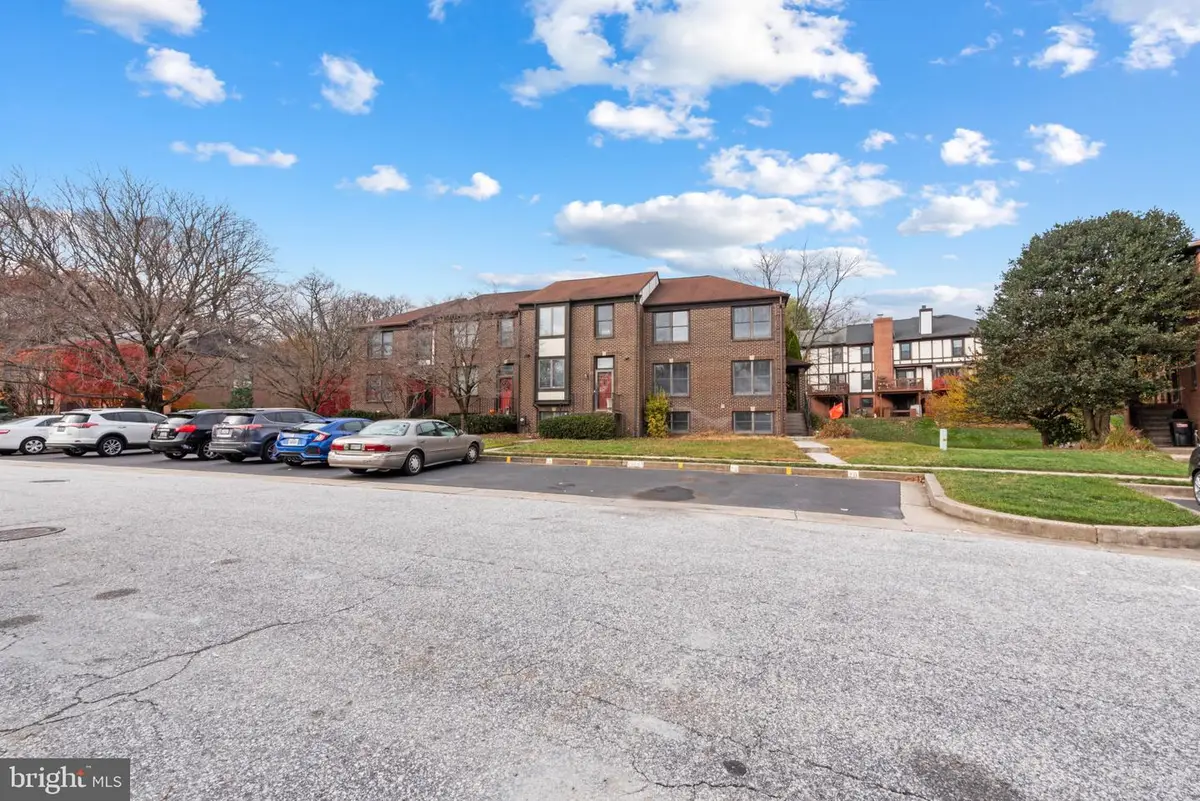 20 Rhodes Pl, Lutherville Timonium, MD 21093 - #1