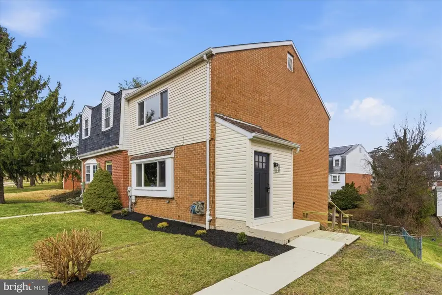 21 Kintore Ct, Parkville, MD 21234 - #2