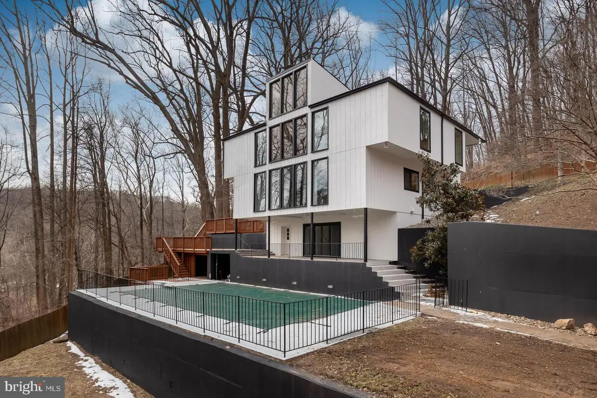 903 Ivy Hill Rd, Cockeysville, MD 21030 - #1