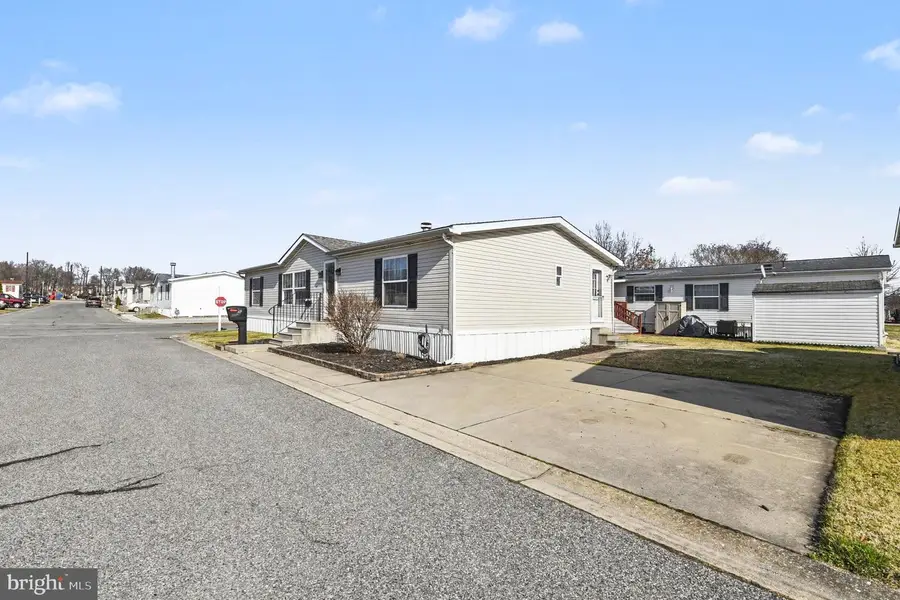 211 Kerria Ln, Middle River, MD 21220 - #3