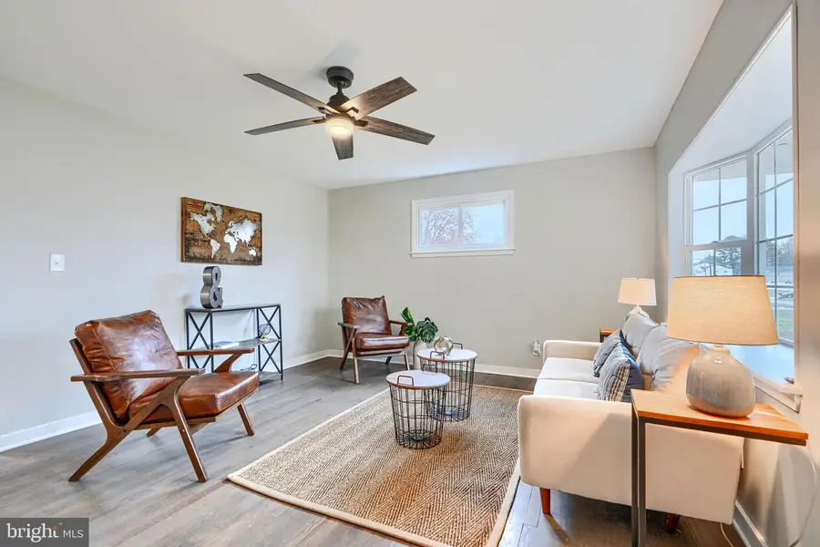 9212 Snyder Ln, Perry Hall, MD 21128 - #2