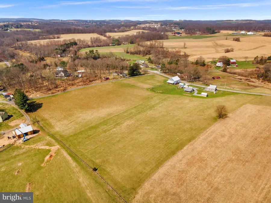 18723 Upper Beckleysville Rd, Hampstead, MD 21074 - #2