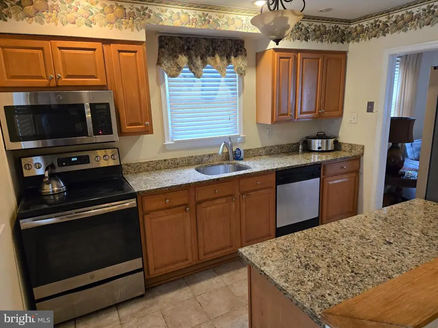 3661 Clifmar Rd, Windsor Mill, MD 21244 - #3