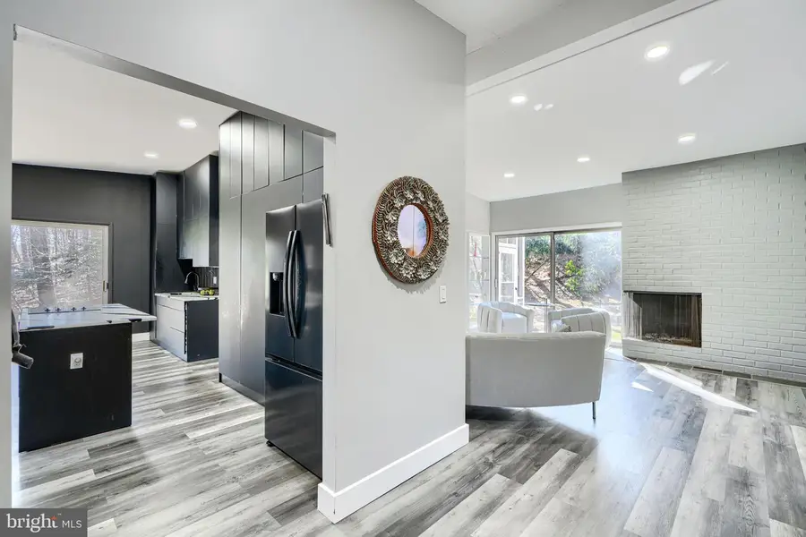 3207 Midfield Rd, Pikesville, MD 21208 - #3