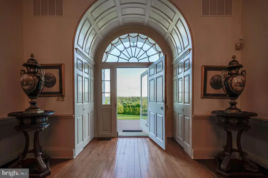 2207 Eastlake Rd, Lutherville Timonium, MD 21093 - #2