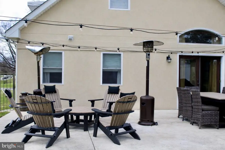 7939 Long Meadow Rd, Pikesville, MD 21208 - #2