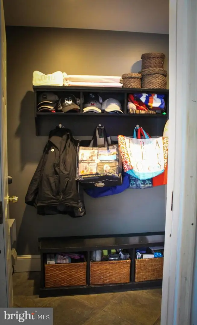 7939 Long Meadow Rd, Pikesville, MD 21208 - #3