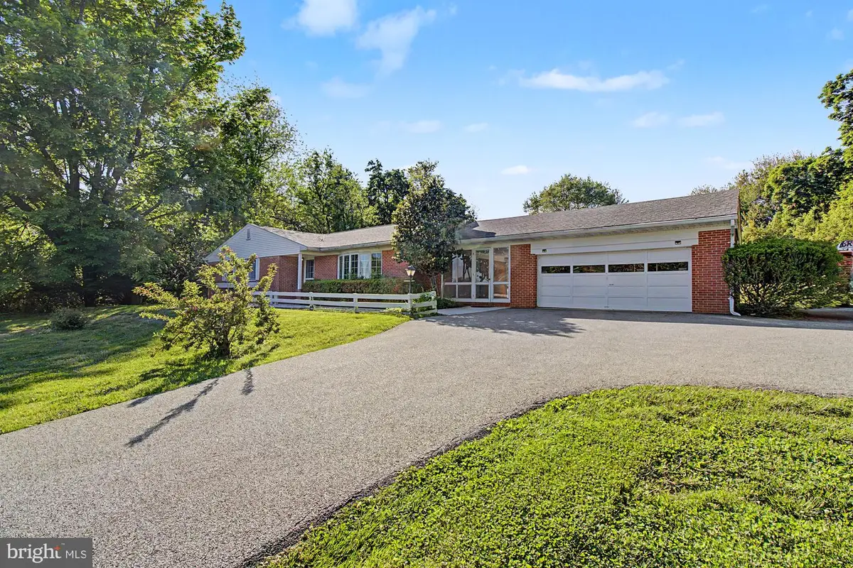 4602 Langshire Rd, Baldwin, MD 21013 - #1