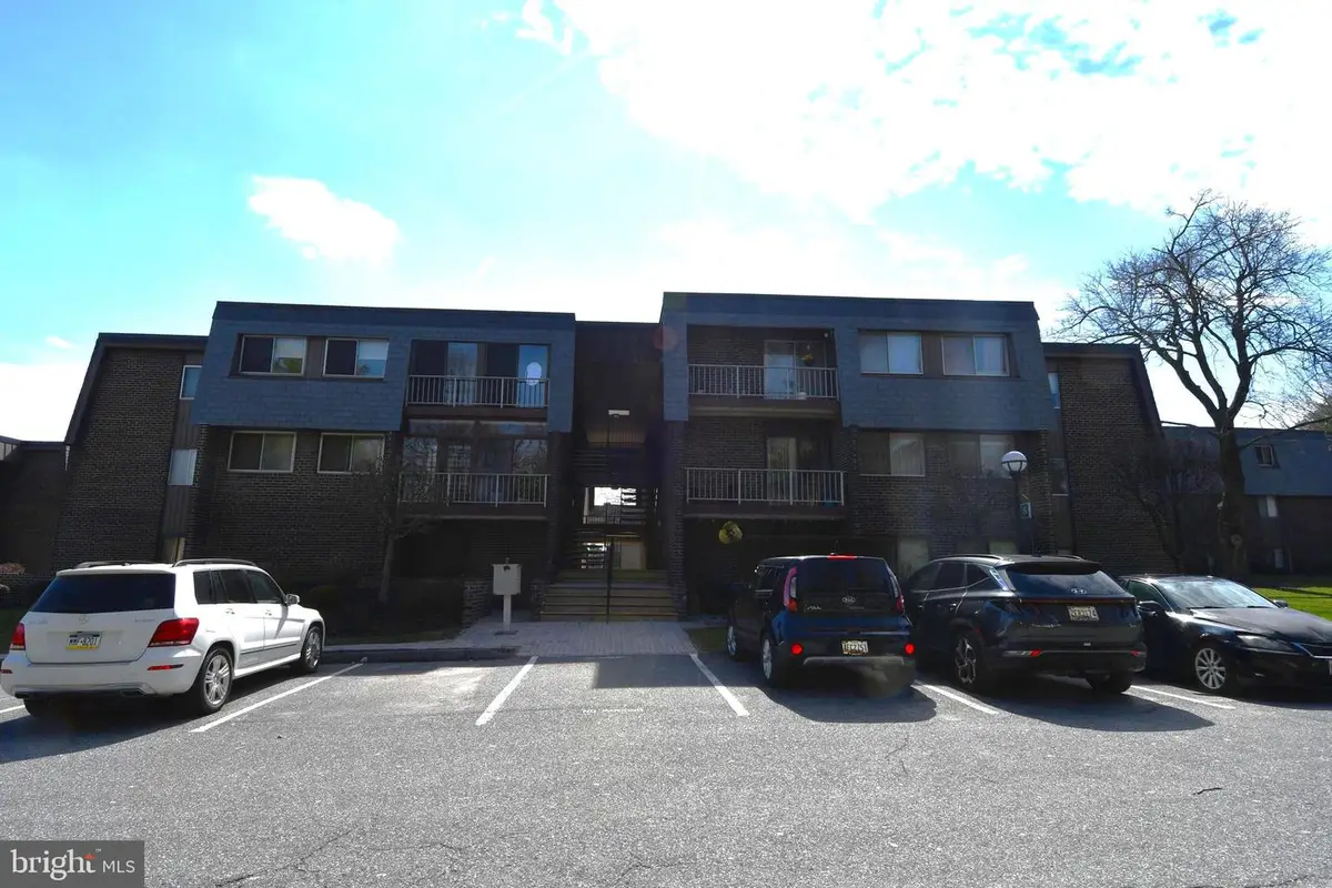 8 Stonehenge Cir #8-7, Baltimore, MD 21208 - #1