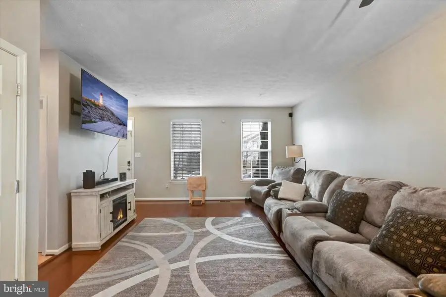 9663 Davison Rd, Middle River, MD 21220 - #3