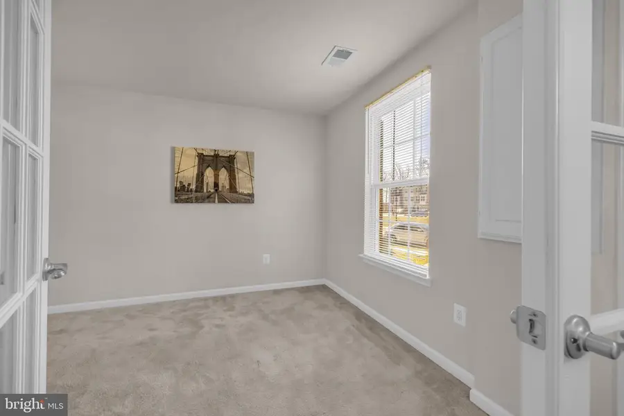 9424 Adelaide Ln, Owings Mills, MD 21117 - #3