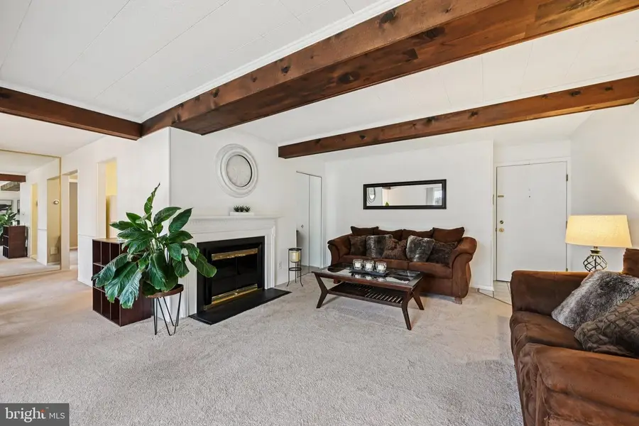 7 Warren Lodge Ct #1-c, Cockeysville, MD 21030 - #2