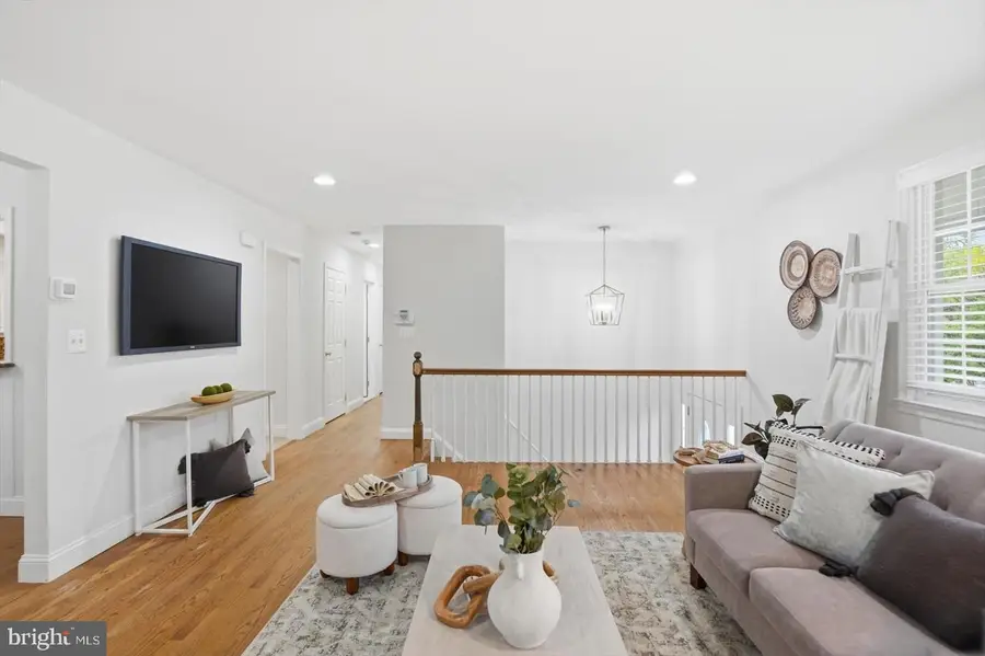1802 Leadburn Rd, Towson, MD 21204 - #3