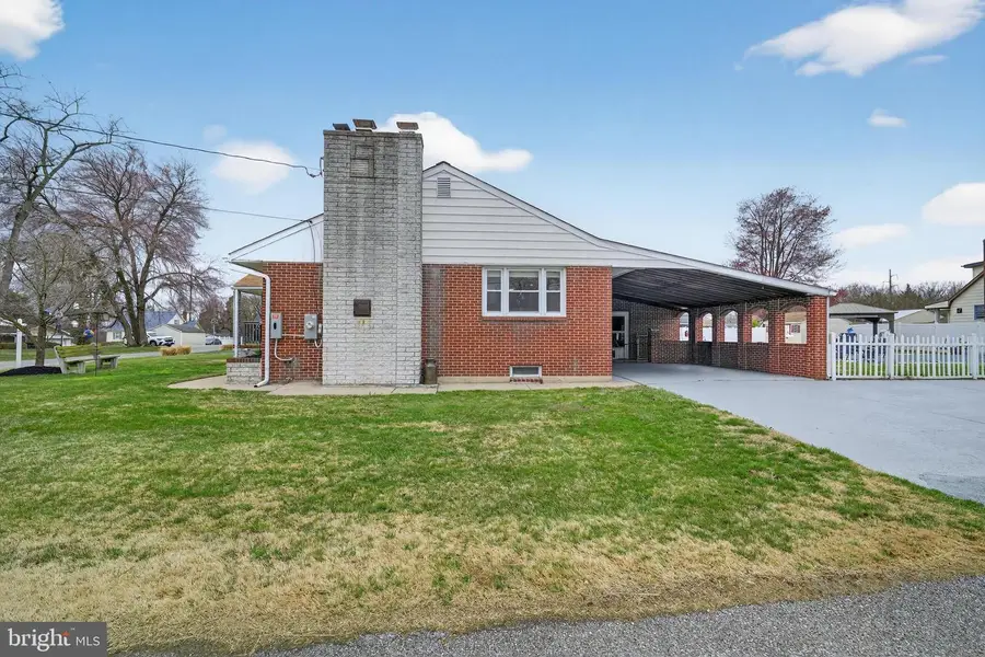 804 Pineview Pl, Baltimore, MD 21220 - #2