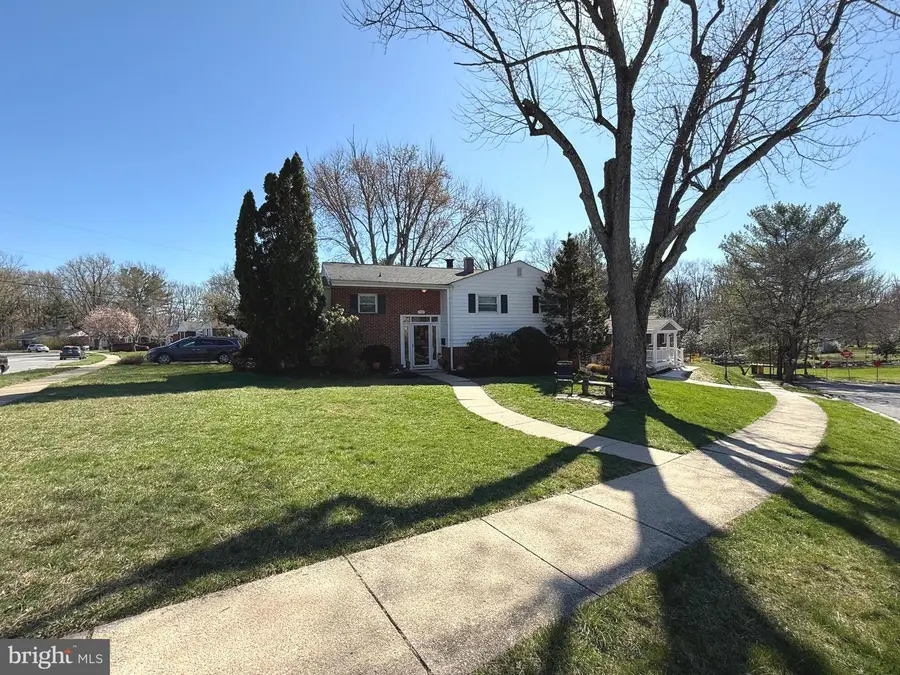 1907 Logwind Rd, Baltimore, MD 21228 - #2