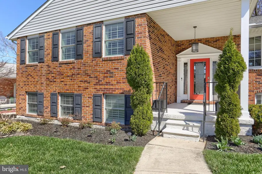 9 Tyburn Ct, Lutherville Timonium, MD 21093 - #3