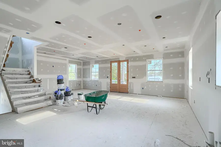 918 Sue Grove Rd, Essex, MD 21221 - #3