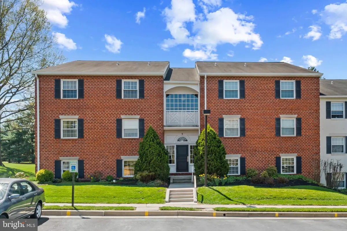 5 Elphin #301, Lutherville Timonium, MD 21093 - #1