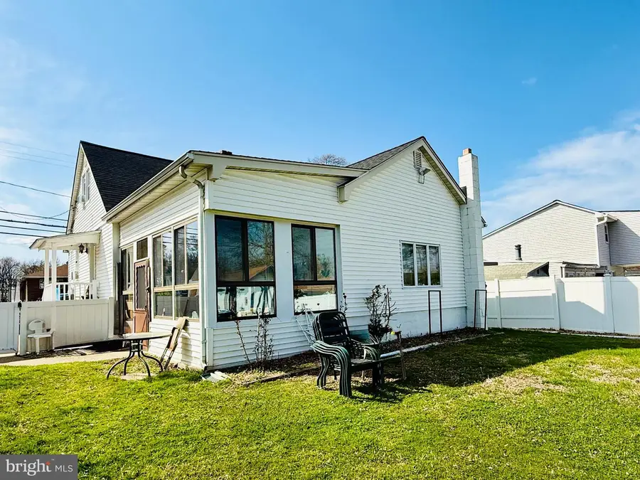 2215 Lodge Farm Rd, Baltimore, MD 21219 - #3