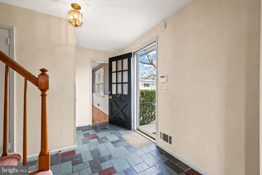 8620 Valleyfield Rd, Lutherville Timonium, MD 21093 - #2