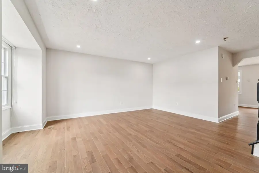 8727 Silver Hall Rd, Perry Hall, MD 21128 - #3