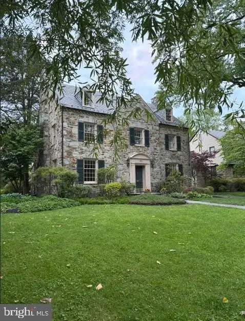 602 Stoneleigh Rd, Baltimore, MD 21212 - #1