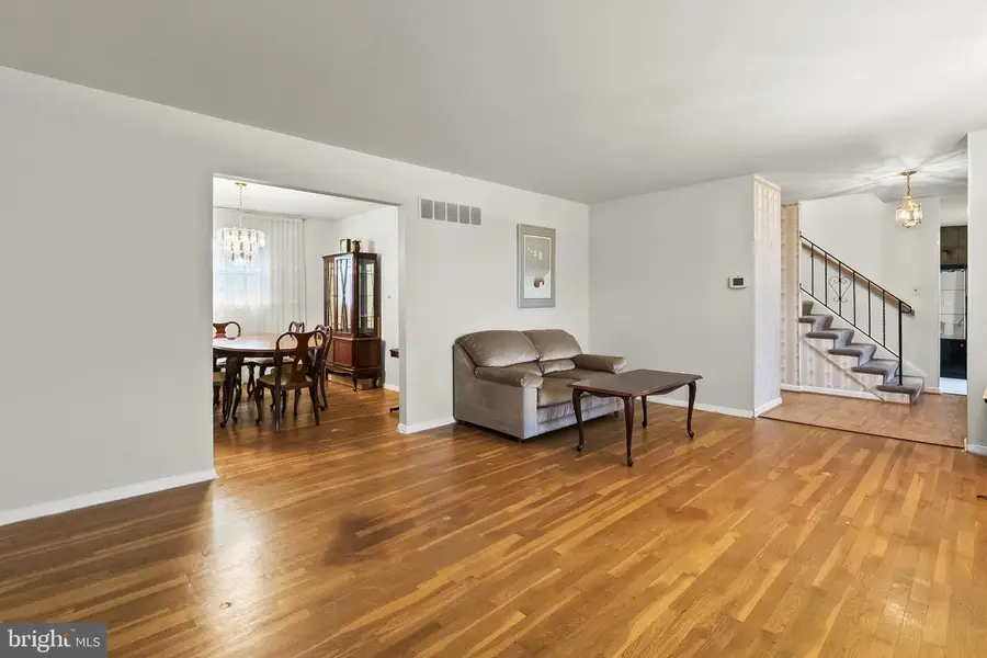 8337 Merryview Dr, Windsor Mill, MD 21244 - #3