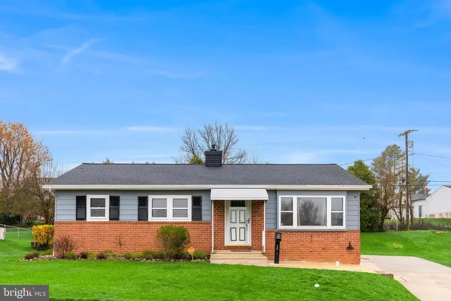 1324 Denbright Rd, Catonsville, MD 21228 - #2