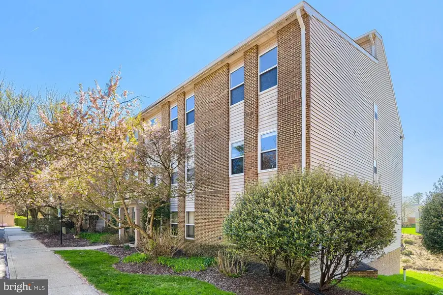 1803 Snow Meadow Ln #302, Baltimore, MD 21209 - #3