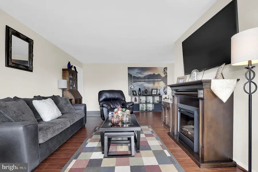 1 Summit Hill Ct #b-2, Catonsville, MD 21228 - #3