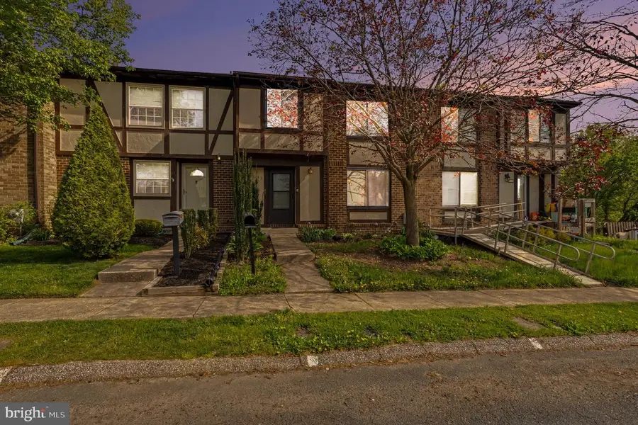 143 Bourbon Ct, Parkville, MD 21234 - #2