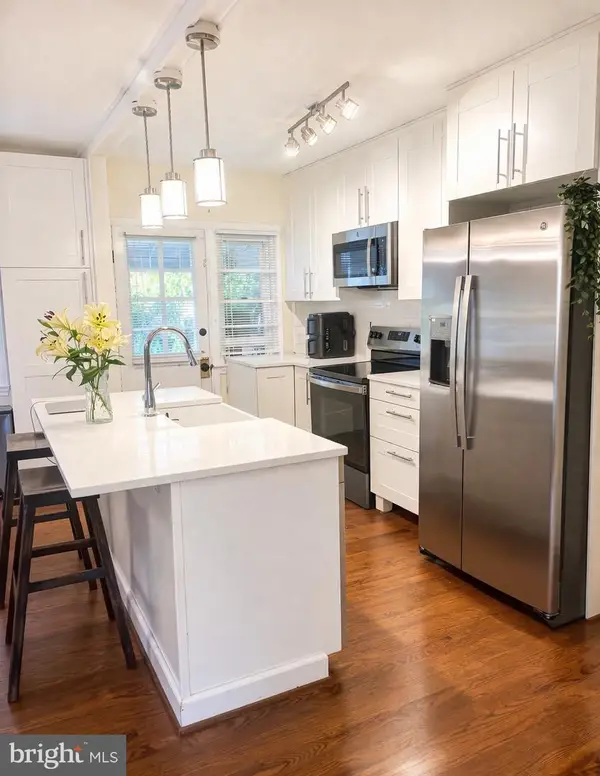 30 S Prospect Ave S, CATONSVILLE, MD 21228