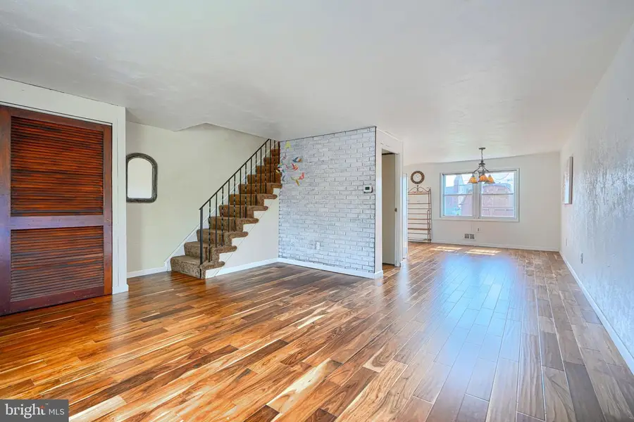 3254 Ryerson Cir, Baltimore, MD 21227 - #3