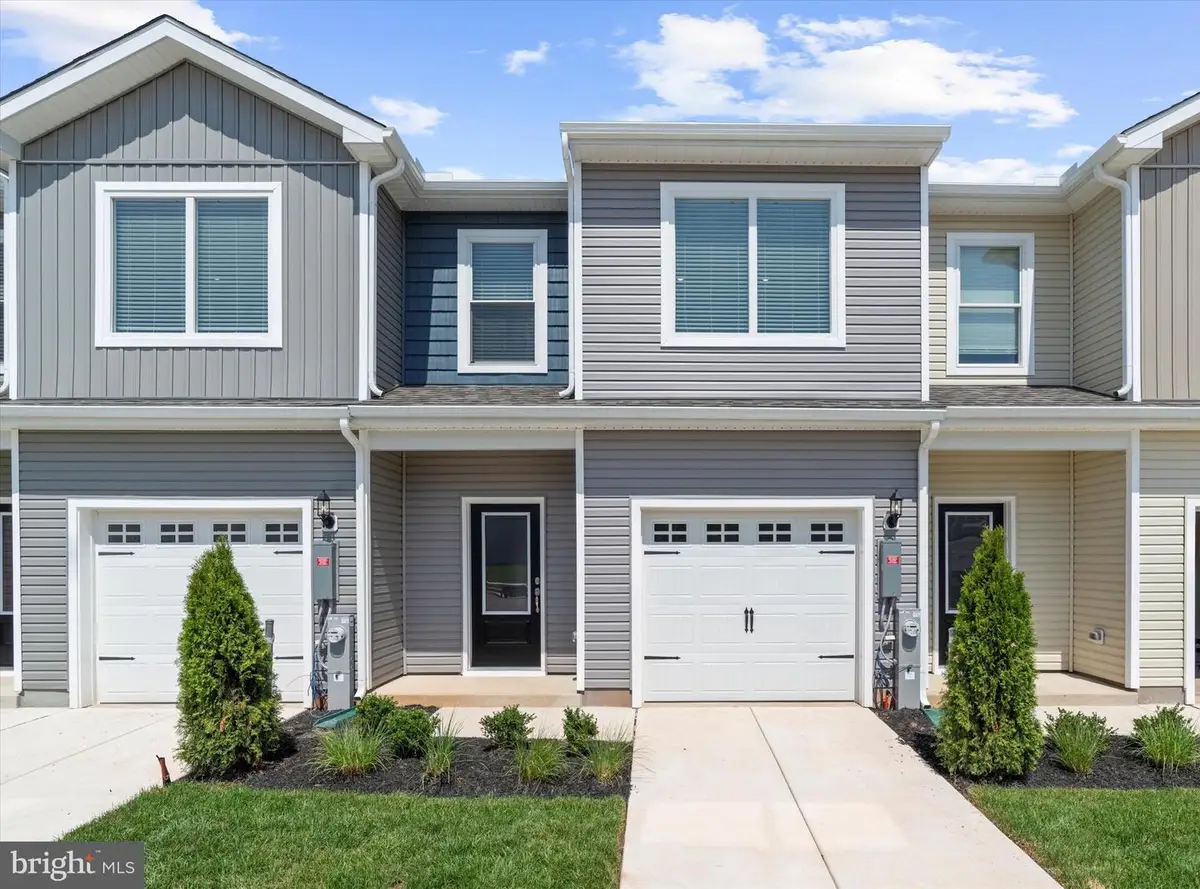 8129 Bartholomew Ct, Baltimore, MD 21206 - #1